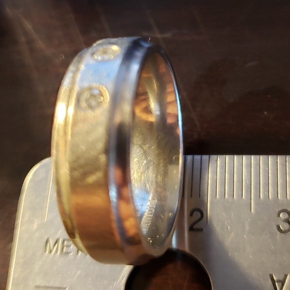 Mens titanium wedding band with diamonds - Picture 3 of 4